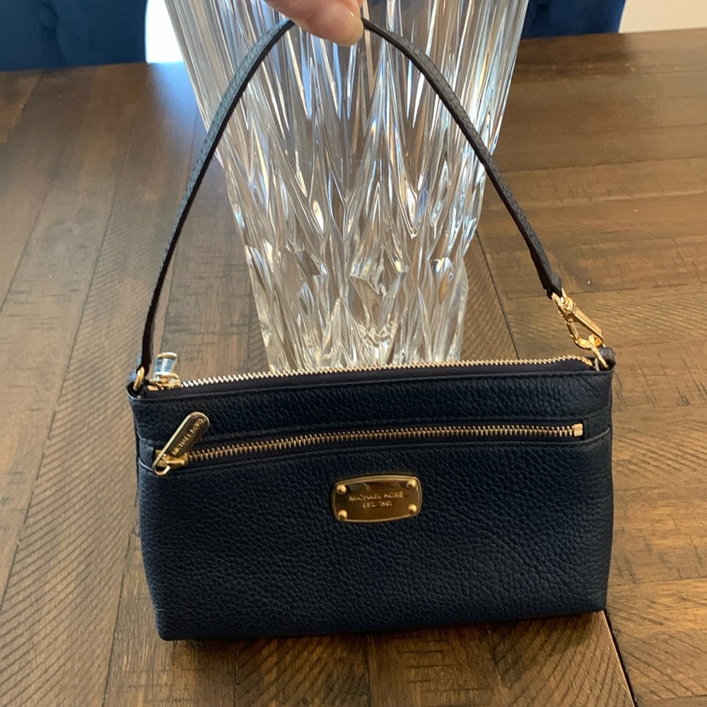 NWT Michael Kors Navy Wristlet